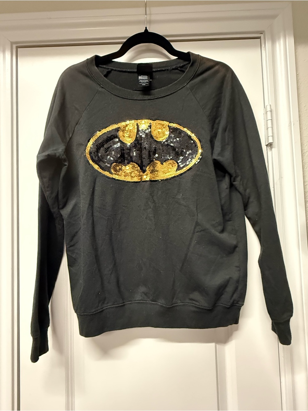 Batman Black & Gold Sequin Logo Sweatshirt Women’s Medium